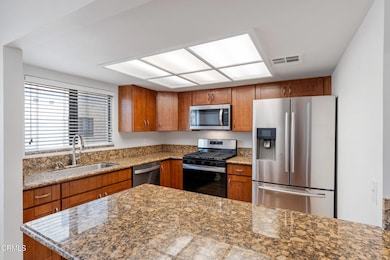 20216 Roscoe Blvd unit 19, Winnetka, CA 91306 - photo 4