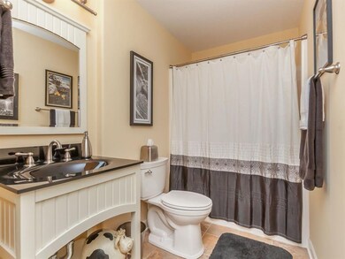 1814 Aaron Dr NW, Cedar Rapids, IA 52405 - photo 5