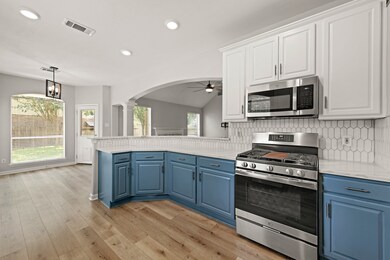 31730 Midlake Park, Conroe, TX 77385 - photo 7