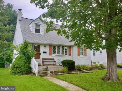 1203 Villanova Ave, Folsom, PA 19033 - photo 2