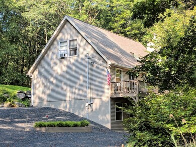 122 Hickory Dr, Hawley, PA 18428 - photo 3