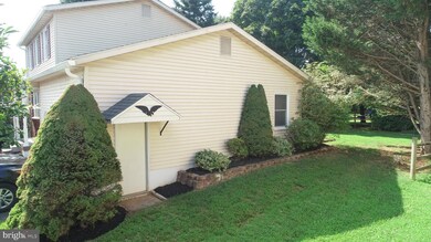 7119 Bridoon Ave, Sykesville, MD 21784 - photo 2