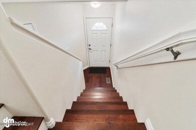 05-stairway_kc_07492