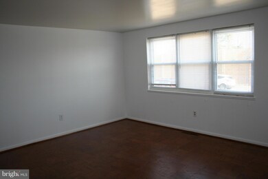 1131 Regina Dr, Halethorpe, MD 21227 - photo 2