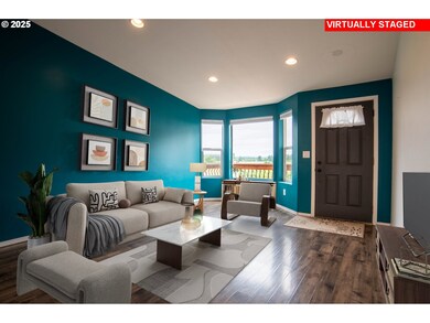 906 N Railroad Ave, Ridgefield, WA 98642 - photo 3