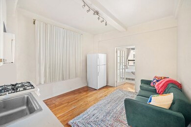 118 W 72nd St unit 1202, New York, NY 10023 - photo 3