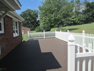 1823 Graveyard Hill Rd, Monroe Township, PA 18618 - photo 5