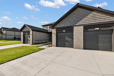 28280 Delano Dr, New Baltimore, MI 48051 - photo 5