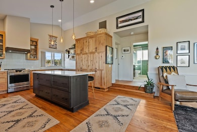 65280 94th St, Bend, OR 97703 - photo 5