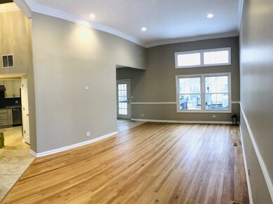 728 Red Oak Ct, Naperville, IL 60563 - photo 7