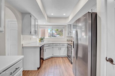 6-web-or-mls-10235 N 31st St-6 (2)