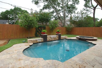 14011 Kingsride Ln, Houston, TX 77079 - photo 2