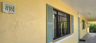 818 Meadows Cir, Boynton Beach, FL 33436 - photo 5