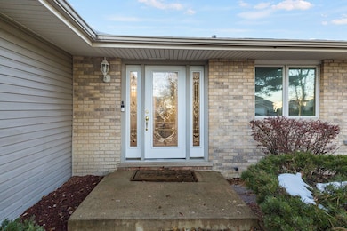 618 Old Forge Ln, University Park, IL 60484 - photo 2