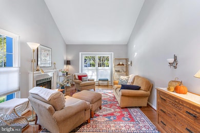 1552 Hugo Cir, Silver Spring, MD 20906 - photo 4