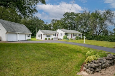 11 8 Lots Rd, Sutton, MA 01590 - photo 3