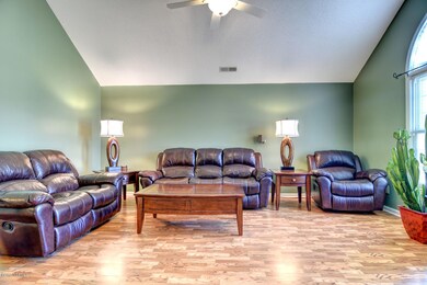 1501 Setter Ln Wilmington NC-large-003-1