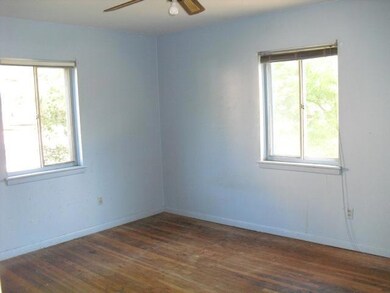 1219 Frisbee Dr, Columbus, OH 43224 - photo 7