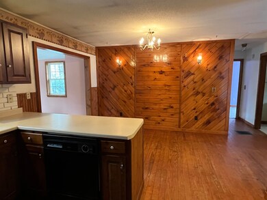 21 Dane Ave, Claremont, NH 03743 - photo 2