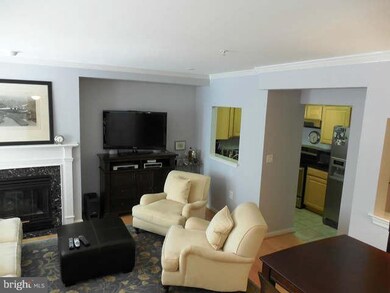 2405 1/2 20th St NW unit 101, Washington, DC 20009 - photo 3