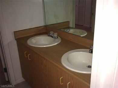 4617 SW 8th Place unit 5, Cape Coral, FL 33914 - photo 6