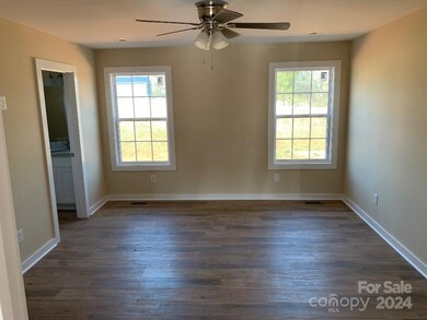 115 Cypress Acres Ln, Statesville, NC 28625 - photo 3