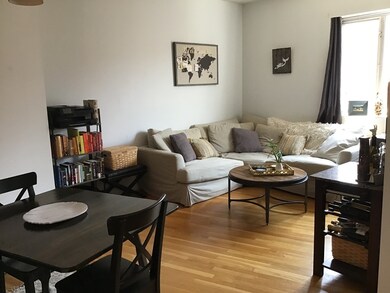 19 Wiget St unit 503, Boston, MA 02113 - photo 4