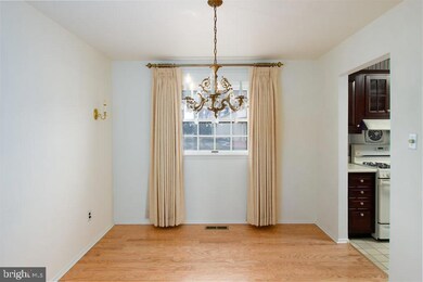 8161 Wyndam Rd, Pennsauken, NJ 08109 - photo 5