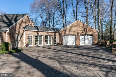 12896 Eagles View Rd, Phoenix, MD 21131 - photo 2