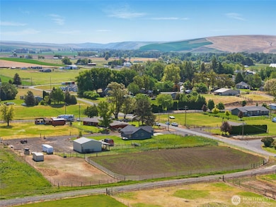 109 W 4th St, Prescott, WA 99348 - photo 3