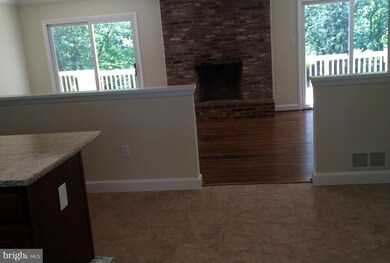 12327 Old Gunpowder Rd, Beltsville, MD 20705 - photo 7