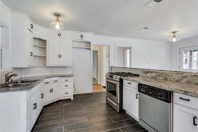 900 Ritchey St, Gainesville, TX 76240 - photo 7