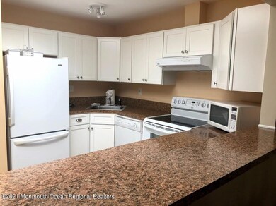 37 Western Reach, Red Bank, NJ 07701 - photo 6