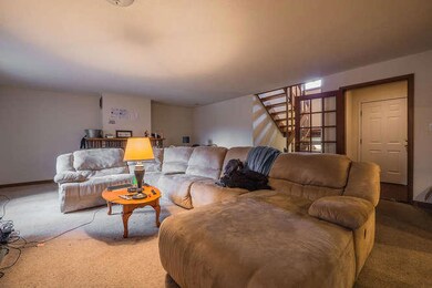 2904 Clover Way Columbia MO-small-007-6-