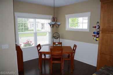 667 Braeside Dr SE unit 81, Byron Center, MI 49315 - photo 4