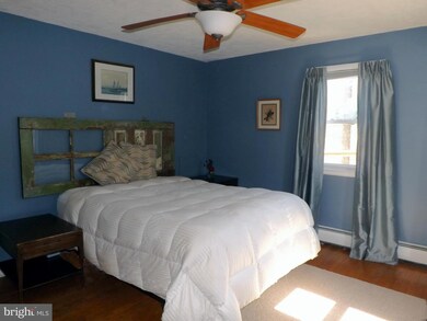 8729 Emge Rd, Parkville, MD 21234 - photo 7