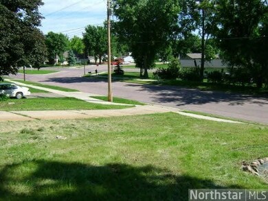 1226 S Payne St, New Ulm, MN 56073 - photo 3