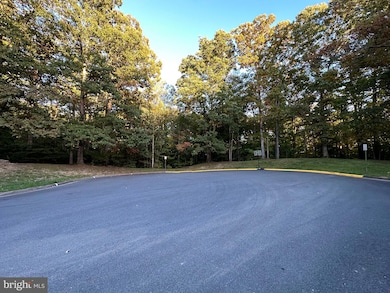 8576 Gwynedd Way, Springfield, VA 22153 - photo 4