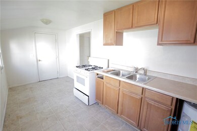 5304 308th St, Toledo, OH 43611 - photo 7