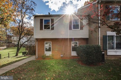 2332 Anvil Ln, Temple Hills, MD 20748 - photo 2