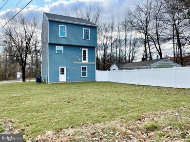 8204 Holly Rd, Orchard Beach, MD 21226 - photo 4