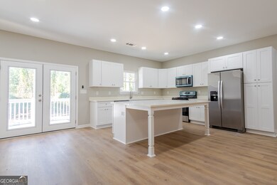 3078 Caliente Ln, Rex, GA 30273 - photo 5