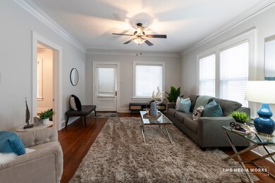 829 N Center St unit 1, Naperville, IL 60563 - photo 5