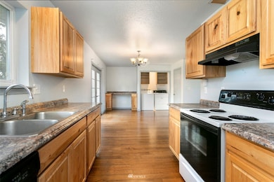 27501 76th Dr NW, Stanwood, WA 98292 - photo 5