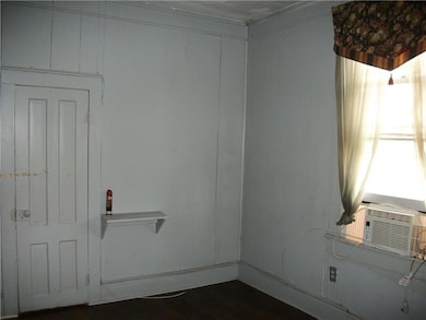 BEDROOM #1
