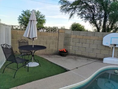 POOL 2