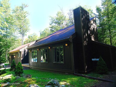 110 Crockett's Crescent, Pocono Pines, PA 18350 - photo 2