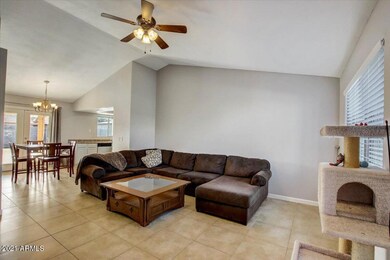 08-W Tonto Ln-008