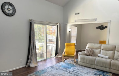 704B Trescott Place unit 704B, Mount Laurel, NJ 08054 - photo 5