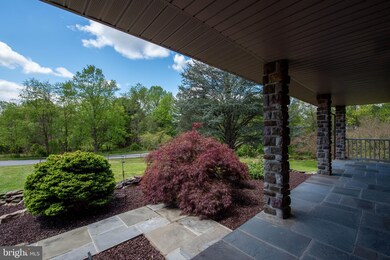 594 Noland Dr, Sykesville, MD 21784 - photo 5